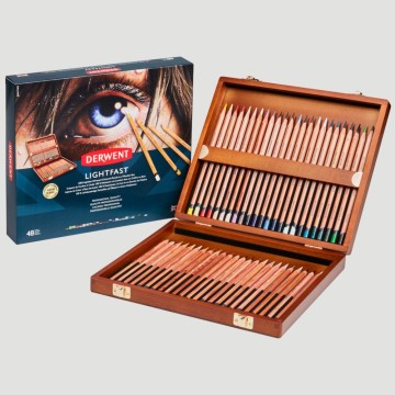 Matite Colorate Derwent Lightfast - Confezione in Legno 48 Matite